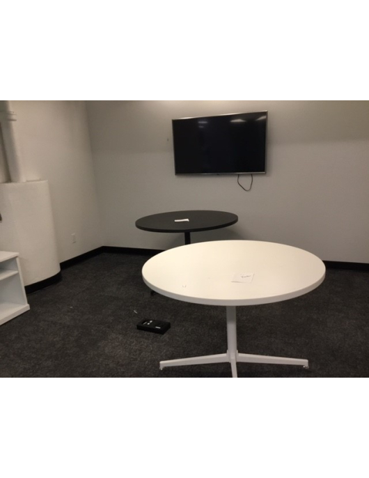 Lacasse - Round Meeting Table 