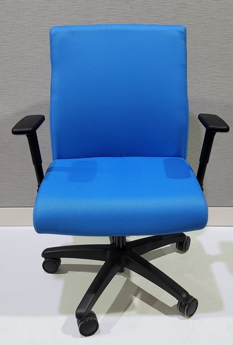 Task chair